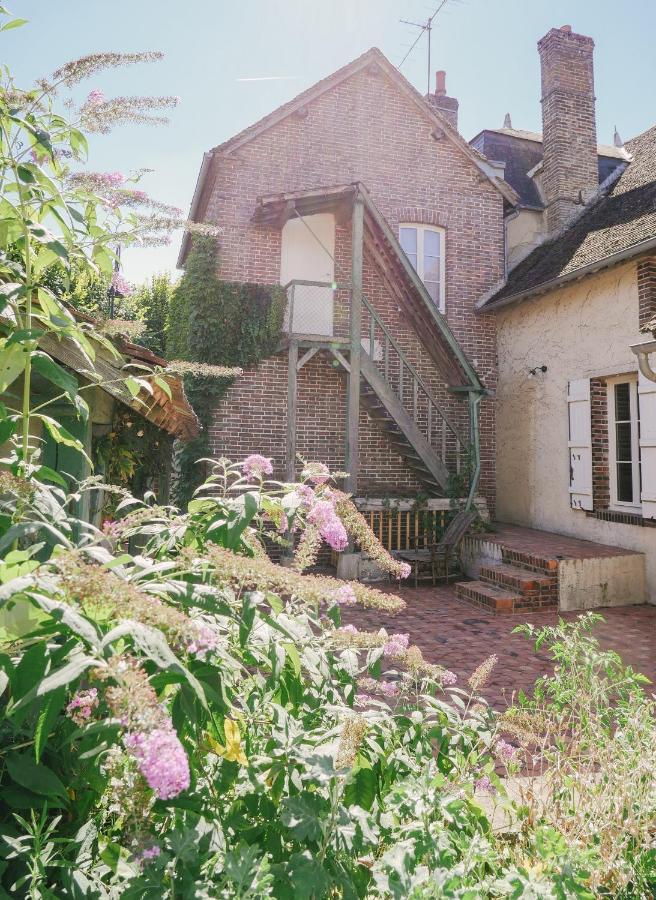La Maison Pieuse Villiers-Saint-Benoit Exterior photo