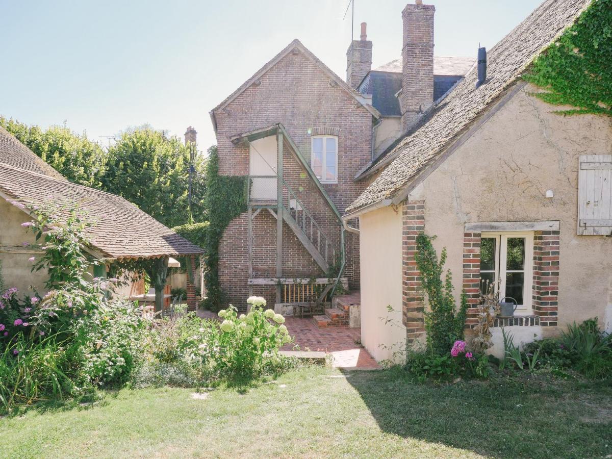 La Maison Pieuse Villiers-Saint-Benoit Exterior photo